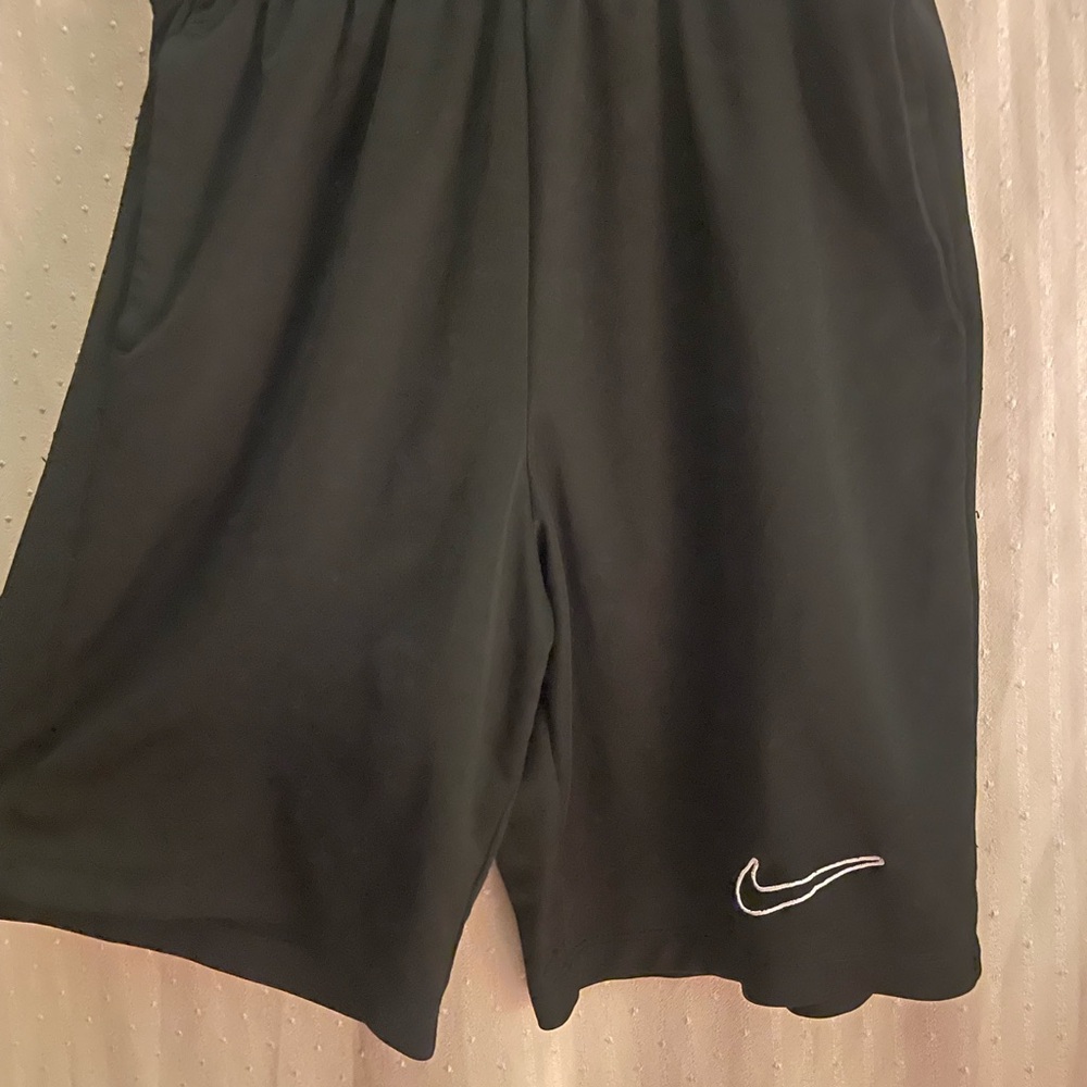 MENS ATHLETIC SHORTS Nike Black Youth Athletic Shorts💰